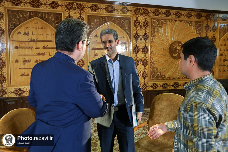 مصاحبه تصویری با معاون کتابخانه‌های سازمان کتابخانه‌ها، موزه‌ها و مرکز اسناد آستان قدس رضوی