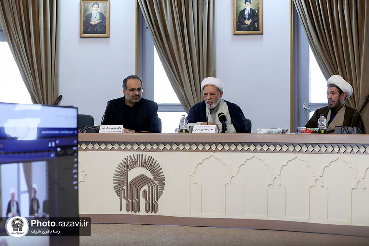 نشست نخبگانی چالش‌های روز و اندیشه فاطمی