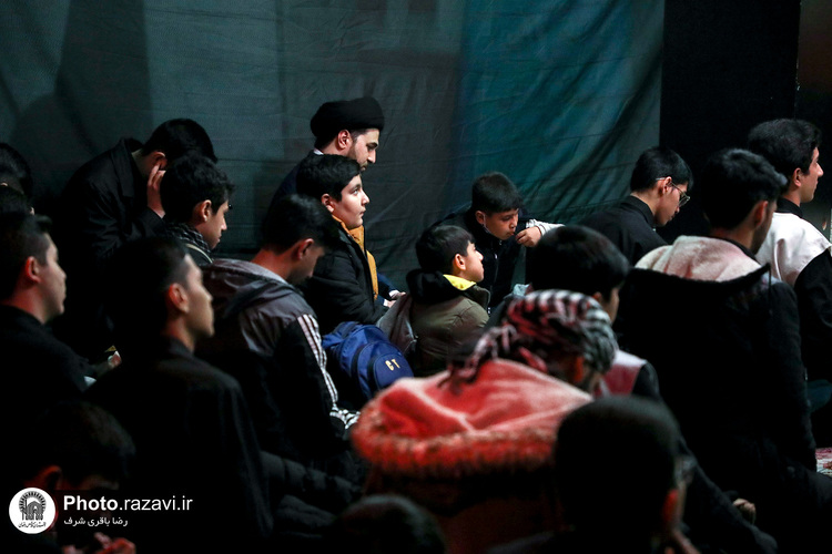 عزاداری فاطمیه در رواق نوجوان حرم مطهر رضوی