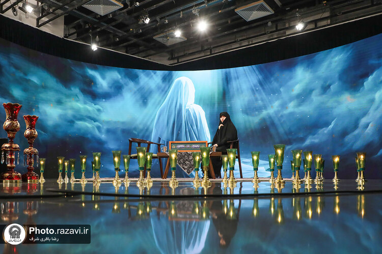 ضبط برنامه تلویزیونی توحید خانه