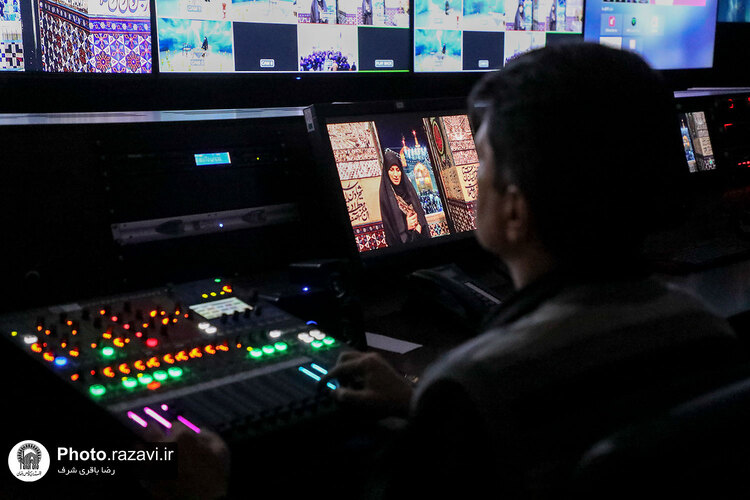 ضبط برنامه تلویزیونی توحید خانه