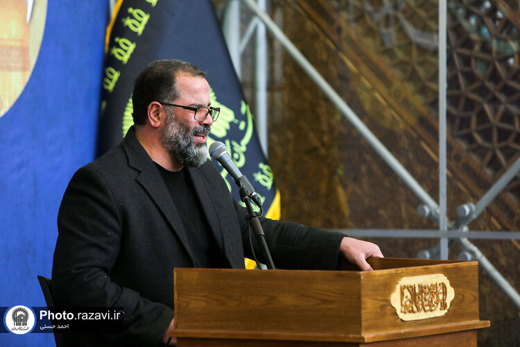 قرائت دعای ام داوود در حرم مطهر رضوی -2