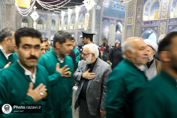 مراسم بزرگداشت مرحومه شریفی منش در حرم مطهر رضوی