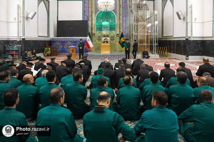 مراسم بزرگداشت مرحومه شریفی منش در حرم مطهر رضوی