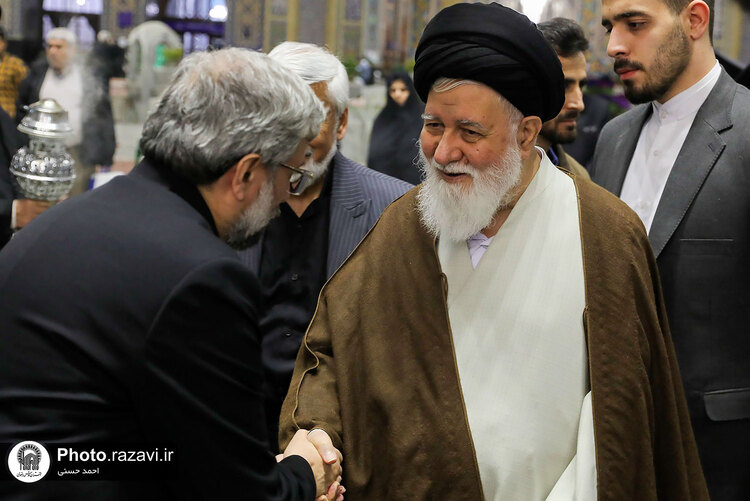 مراسم بزرگداشت مرحومه شریفی منش در حرم مطهر رضوی