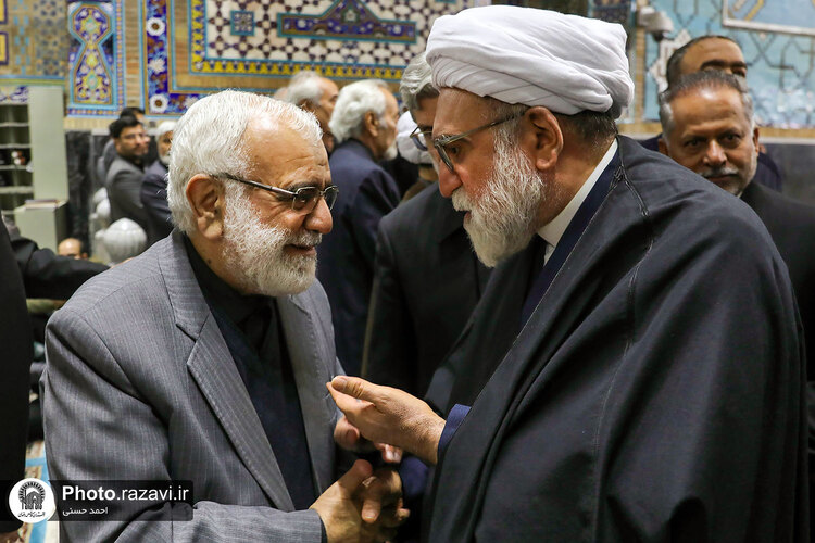 مراسم بزرگداشت مرحومه شریفی منش در حرم مطهر رضوی