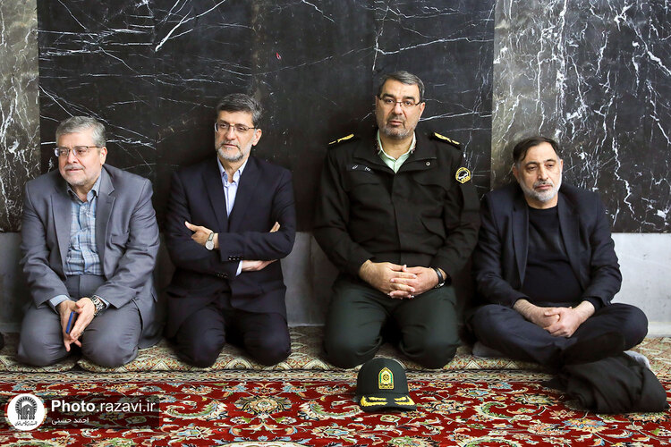 مراسم بزرگداشت مرحومه شریفی منش در حرم مطهر رضوی