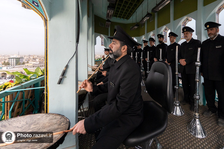 آخرین نقاره سال 1402 در حرم مطهر رضوی