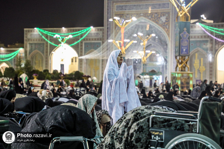 حال و هوای حرم مطهر رضوی در ایام پایانی سال 1402