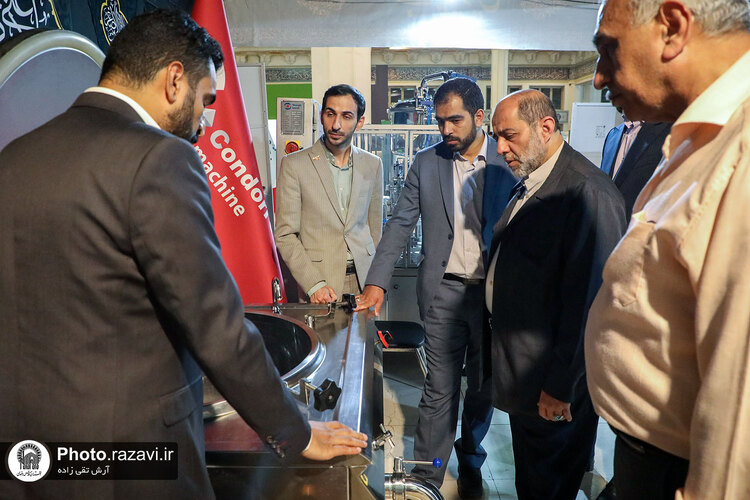 بازدید مدیرعامل بنیاد کرامت از نمایشگاه آبادیران