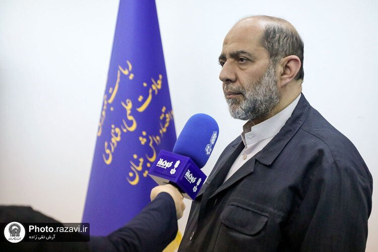 بازدید مدیرعامل بنیاد کرامت از نمایشگاه آبادیران