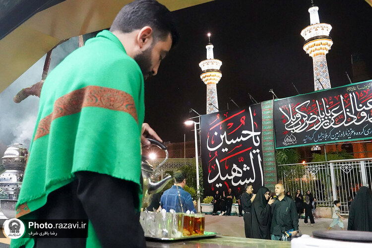 پذیرایی از زائران بارگاه منور رضوی در مواکب حسینی