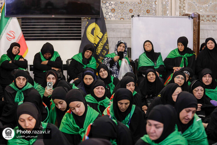 عزاداری زائران کشور آذربایجان در حرم مطهر رضوی