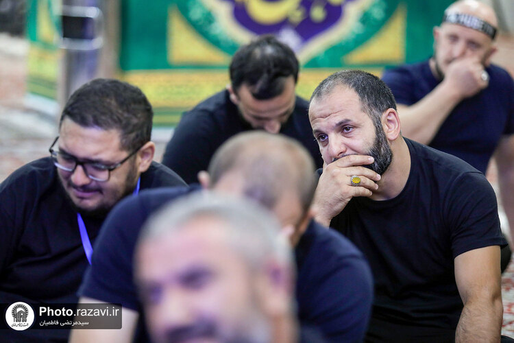 عزاداری زائران کشور آذربایجان در حرم مطهر رضوی