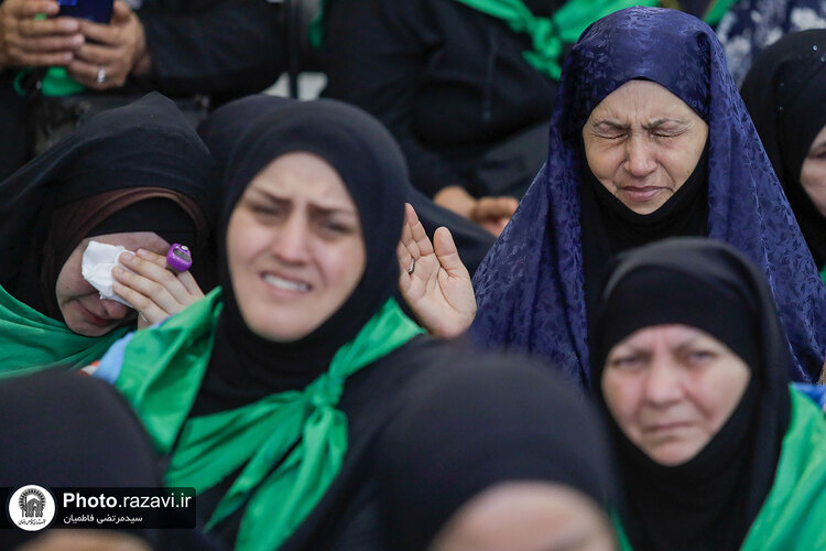 عزاداری زائران کشور آذربایجان در حرم مطهر رضوی