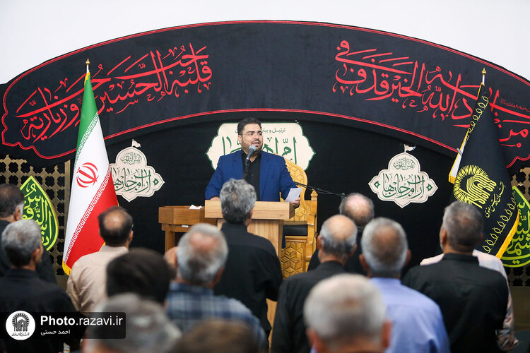 اجرای نیت موقوفه مهدی قلی خان قرایی در حرم مطهر رضوی