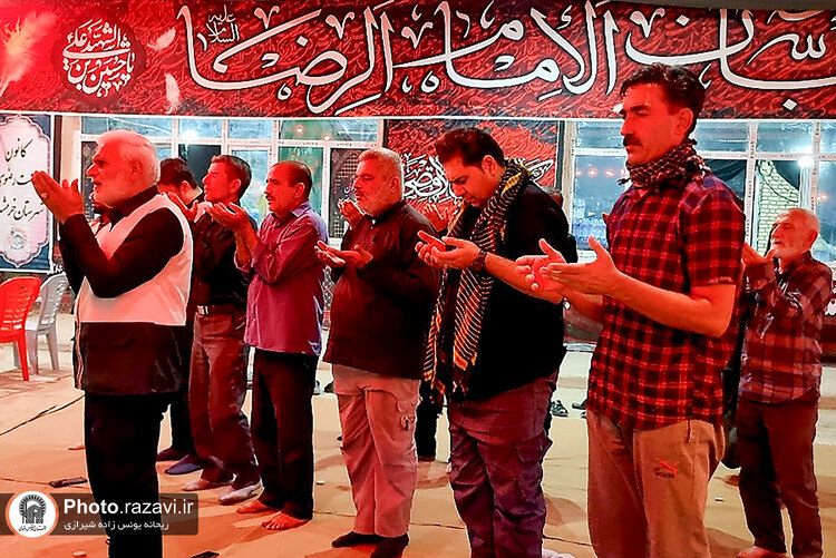 خدمت رسانی به زائران اربعین حسینی در مرز شلمچه