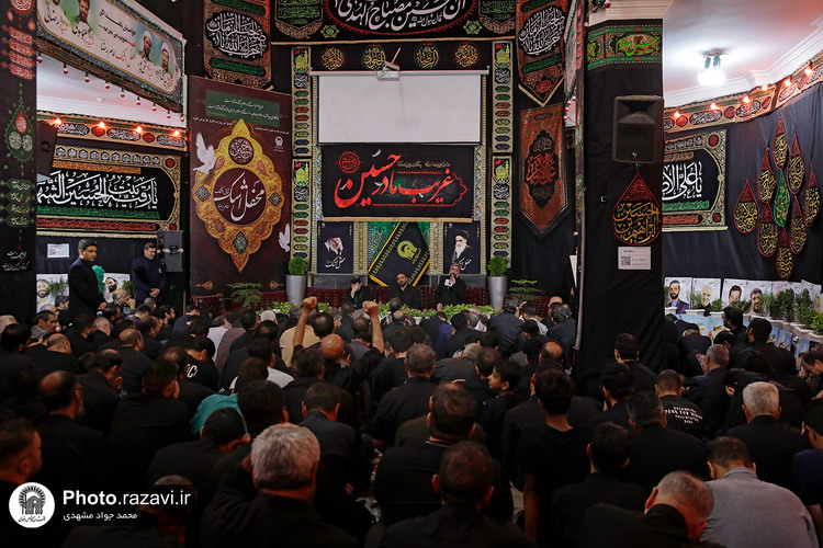 حضور تولیت آستان قدس رضوی در محفل اشک