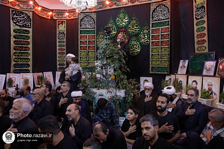 حضور تولیت آستان قدس رضوی در محفل اشک