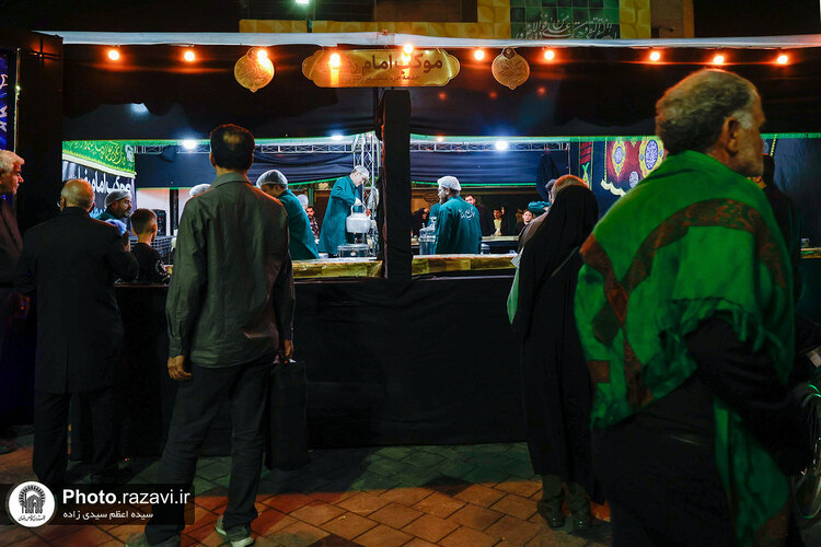 مواکب خدمت رسان به زائران بارگاه منور رضوی