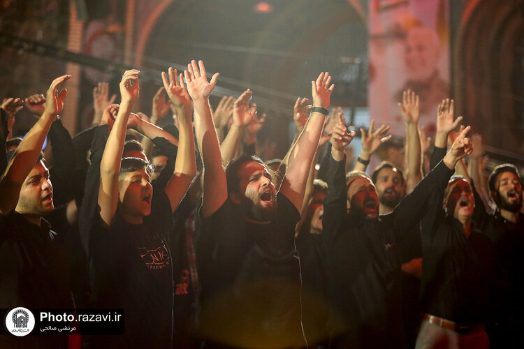 هیئت عزاداران استان زنجان در حسینیه حرم