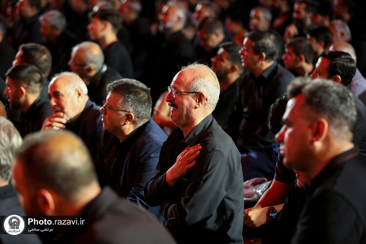 هیئت عزاداران استان زنجان در حسینیه حرم