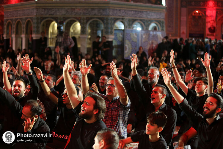 هیئت عزاداران استان زنجان در حسینیه حرم