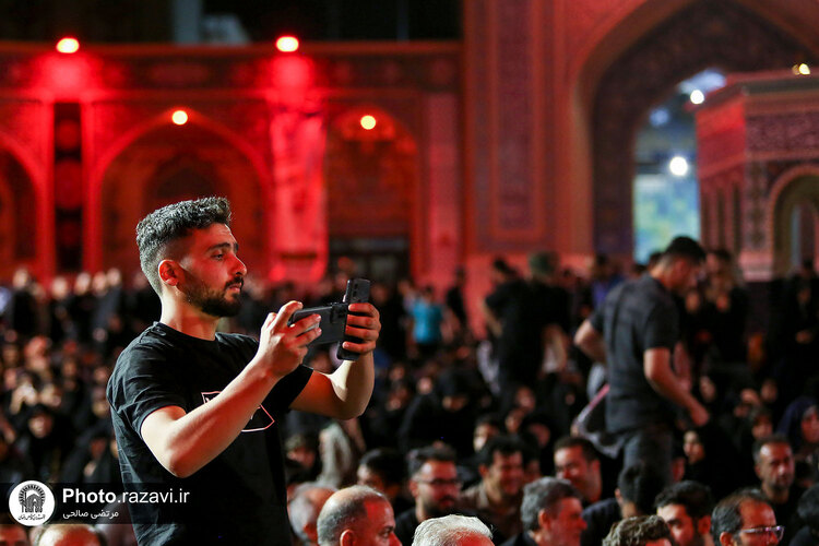 هیئت عزاداران استان زنجان در حسینیه حرم