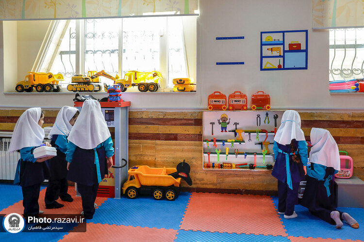 تربیت دینی کودکان در مدارس پایه امام رضا‍(علیه السلام)