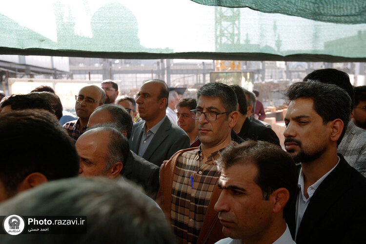 بازدید جمعی از مدیران بنیاد مسکن انقلاب اسلامی از پروژه‌های عمرانی حرم مطهر رضوی