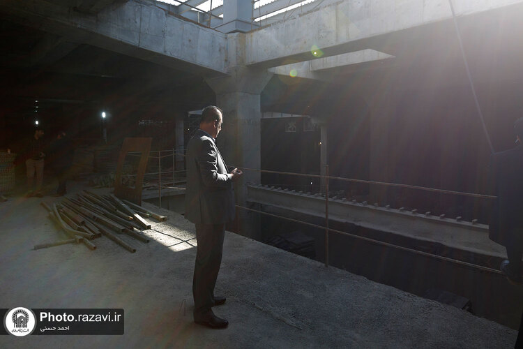 بازدید جمعی از مدیران بنیاد مسکن انقلاب اسلامی از پروژه‌های عمرانی حرم مطهر رضوی