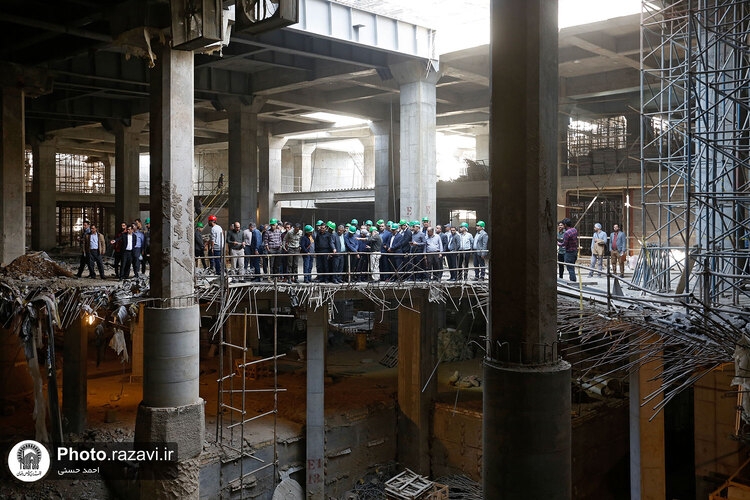 بازدید جمعی از مدیران بنیاد مسکن انقلاب اسلامی از پروژه‌های عمرانی حرم مطهر رضوی