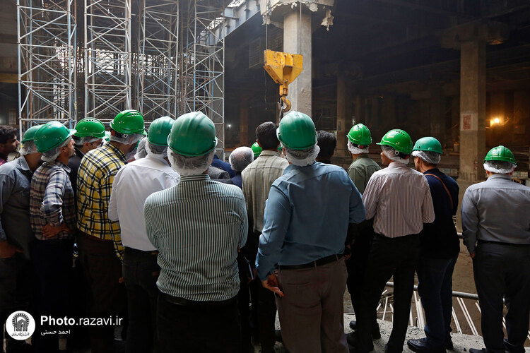 بازدید جمعی از مدیران بنیاد مسکن انقلاب اسلامی از پروژه‌های عمرانی حرم مطهر رضوی