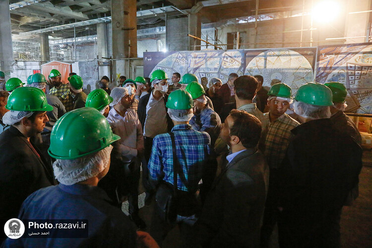 بازدید جمعی از مدیران بنیاد مسکن انقلاب اسلامی از پروژه‌های عمرانی حرم مطهر رضوی