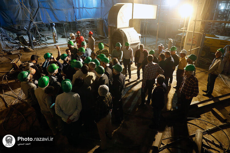 بازدید جمعی از مدیران بنیاد مسکن انقلاب اسلامی از پروژه‌های عمرانی حرم مطهر رضوی