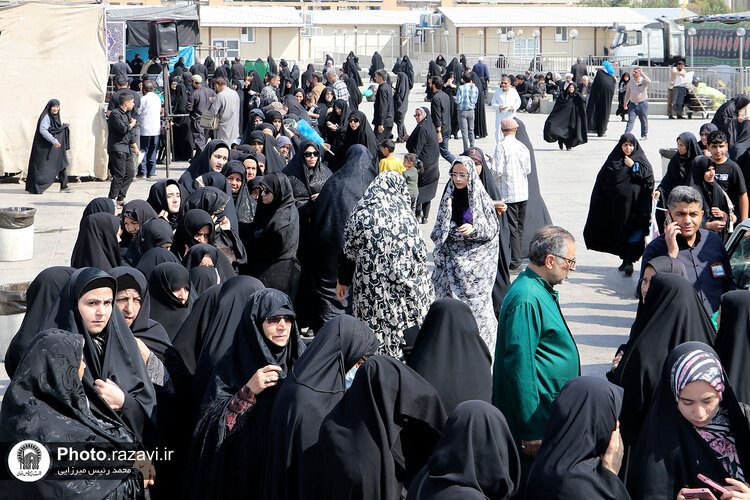 خدمت رسانی موکب امام رضا علیه سلام در جوار حرم مطهر کریمه اهل‌بیت (ع)