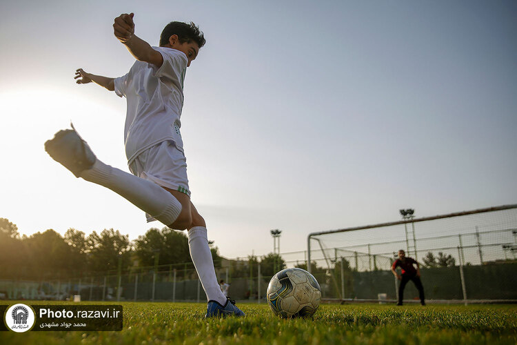 مدرسه فوتبال آستان قدس رضوی