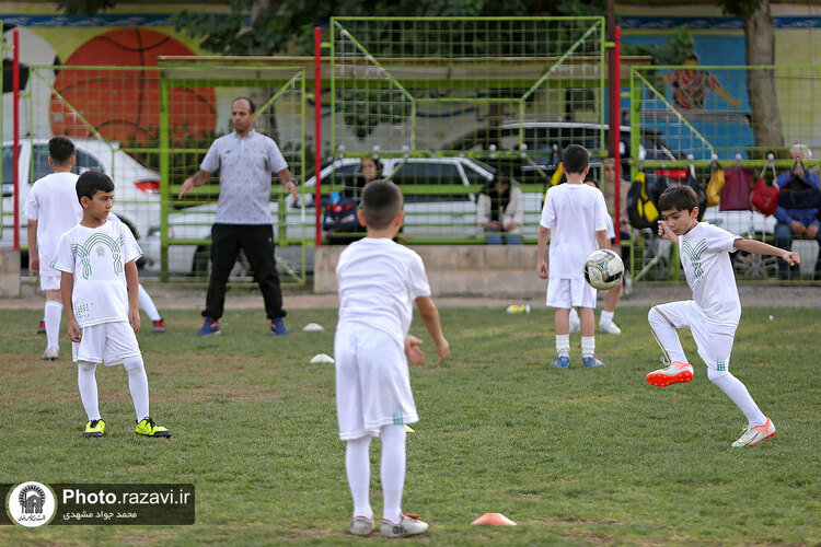 مدرسه فوتبال آستان قدس رضوی