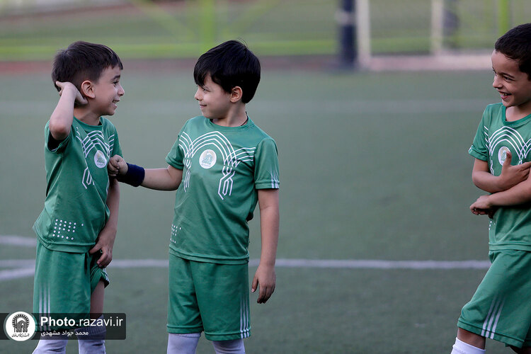 مدرسه فوتبال آستان قدس رضوی