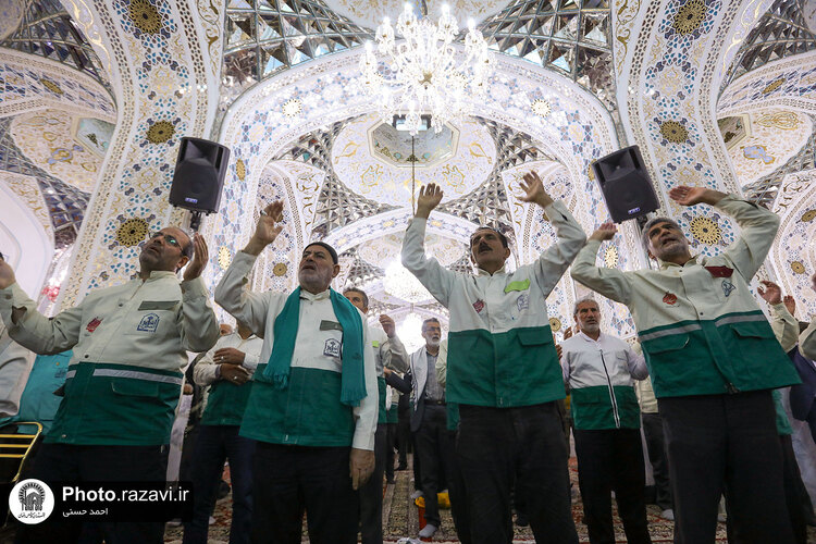 مراسم هيئت انصارالحسین(ع) شهر نکاء در حرم مطهر رضوی