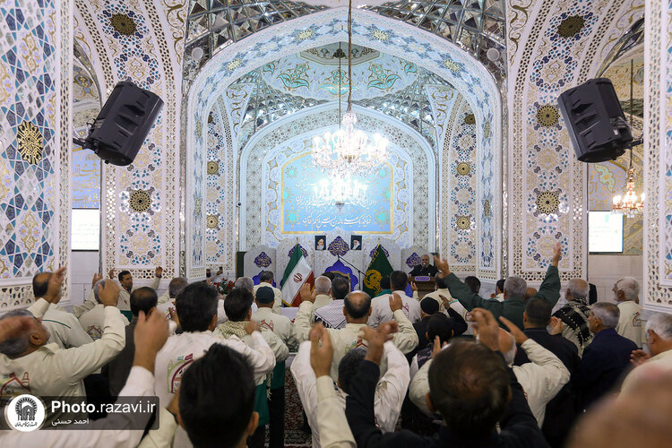 مراسم هيئت انصارالحسین(ع) شهر نکاء در حرم مطهر رضوی