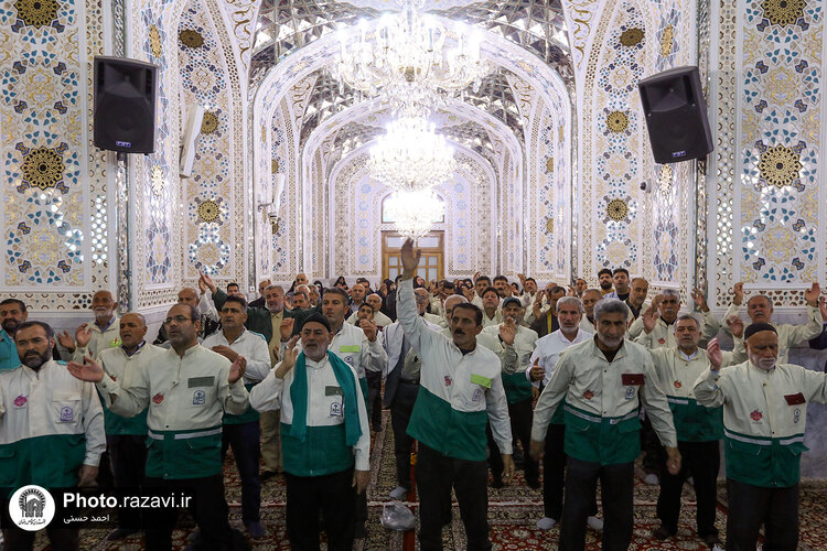 مراسم هيئت انصارالحسین(ع) شهر نکاء در حرم مطهر رضوی
