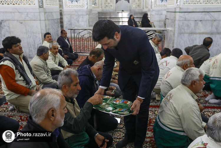 مراسم هيئت انصارالحسین(ع) شهر نکاء در حرم مطهر رضوی