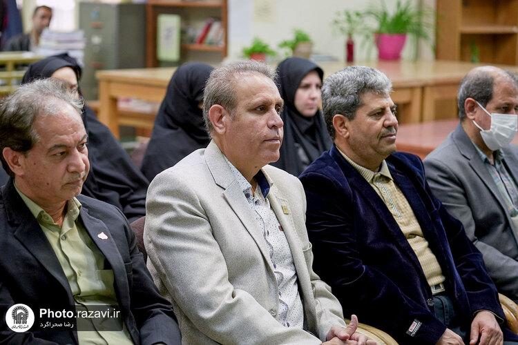 اهدای 1483 منبع مطالعاتی به کتابخانه آستان قدس رضوی