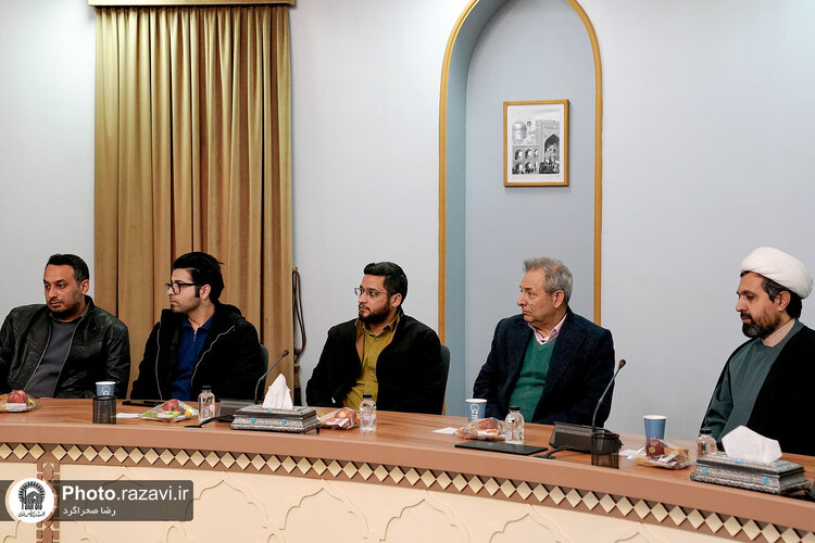 نشست تبیین ضرورت توجه به نشر بین الملل در آستان قدس رضوی