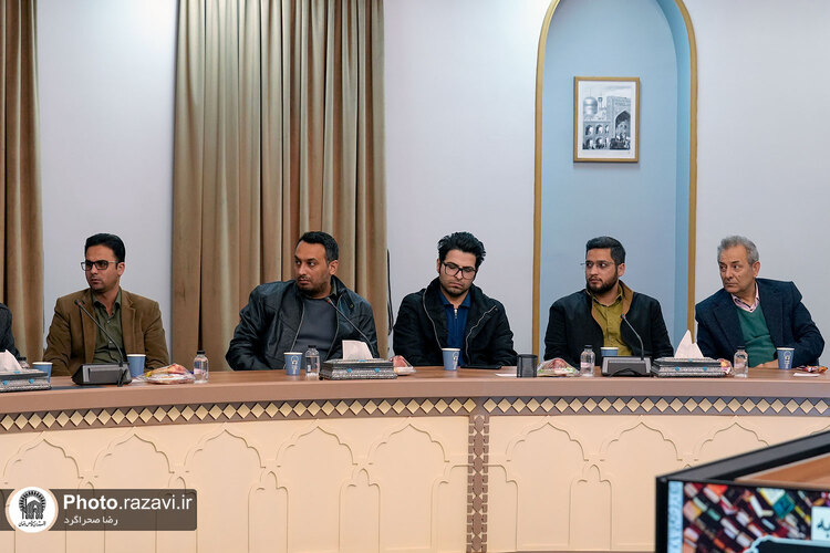 نشست تبیین ضرورت توجه به نشر بین الملل در آستان قدس رضوی