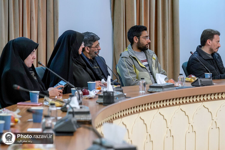 نشست تبیین ضرورت توجه به نشر بین الملل در آستان قدس رضوی