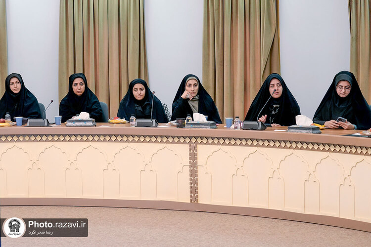 نشست تبیین ضرورت توجه به نشر بین الملل در آستان قدس رضوی