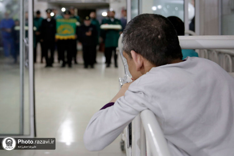 حضور خدام حرم مطهر رضوی در مرکز معلولین امام جواد علیه السلام