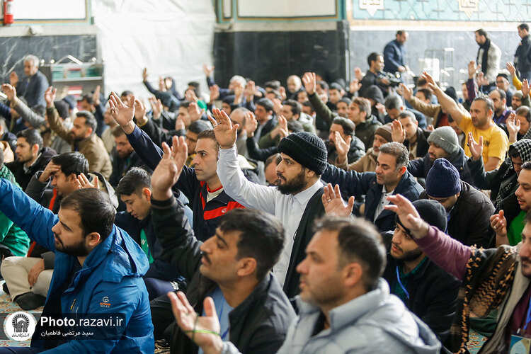 آیین معنوی اعتکاف در حرم مطهر رضوی-2